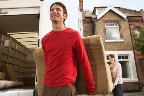 Efficient unpacking at a new home