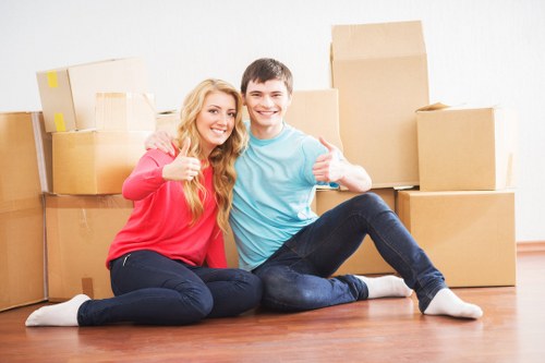 Efficient unpacking process by Storage Shoreditch professionals